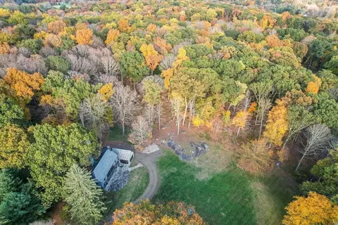 30 Fox Ln, Mount Kisco, NY 10549