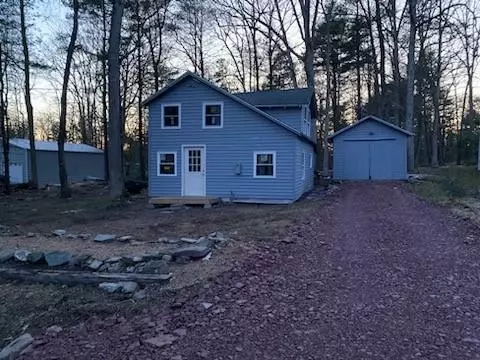 9 Delaware Trl, Lumberland, NY 12737
