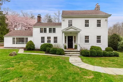 238 Mclain St, Mount Kisco, NY 10549
