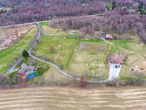 2101 State Route 17k, Crawford, NY 12549