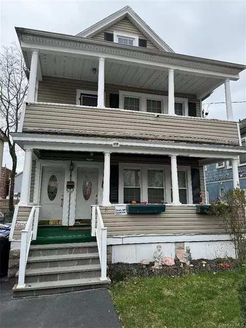 5 May St, Poughkeepsie, NY 12601