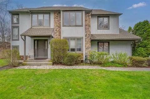 170 Woodbrook Rd, White Plains, NY 10605