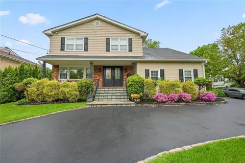 622 Wilmot Rd, Scarsdale, NY 10583