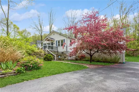 1353 Aspen Rd, Yorktown, NY 10588