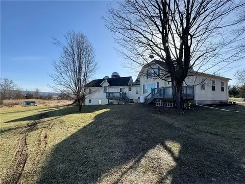 37 Moffat Rd, Washingtonville, NY 10992