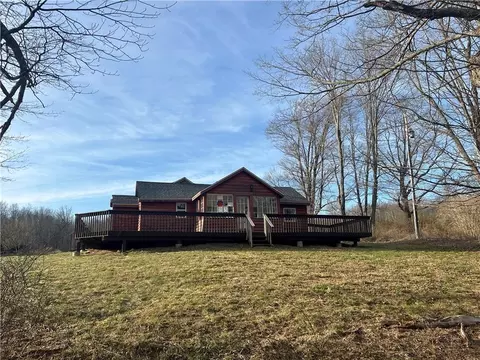 138 Craryville Rd, Taghkanic, NY 12521