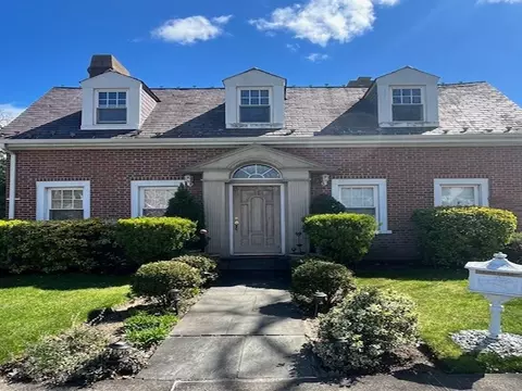 2238 Gunther Ave, New York, NY 10469