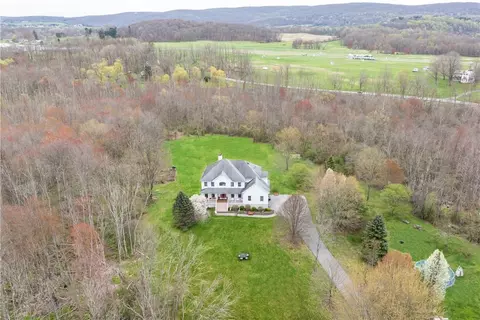 30 Moonlight Dr, Stormville, NY 12582