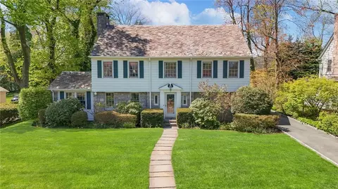35 Woods Ln, Scarsdale, NY 10583