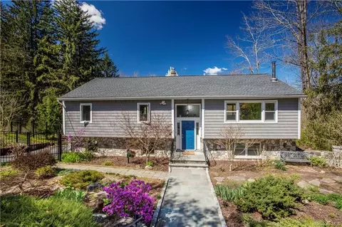 120 Harriman Rd, New Castle, NY 10549