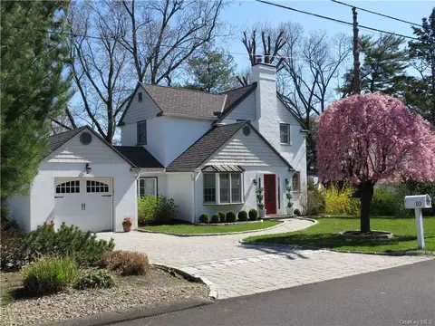 10 Dartmouth Ter, Greenburgh, NY 10607