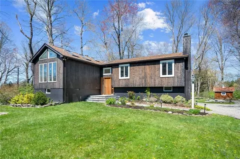 48 Pine Dr, Pawling, NY 12564