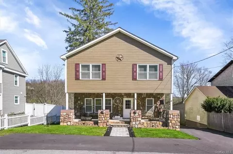 30 High St, Minisink, NY 10988