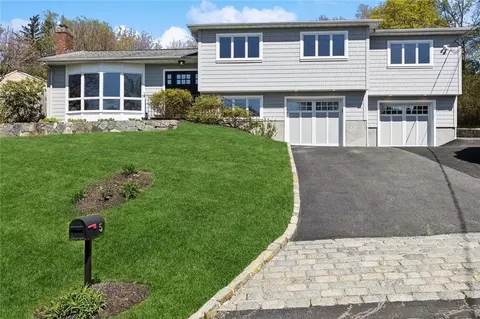 5 Tuttle Dr, Ossining, NY 10562