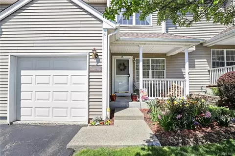 13 Sparrow Ridge Rd #3C, Kent, NY 10512