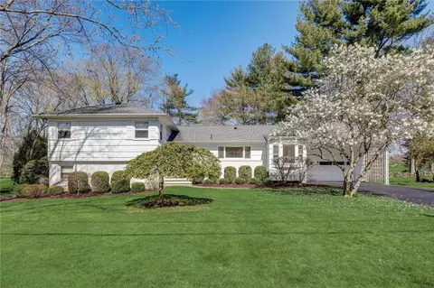 97 Country Ridge Dr, Rye Brook, NY 10573