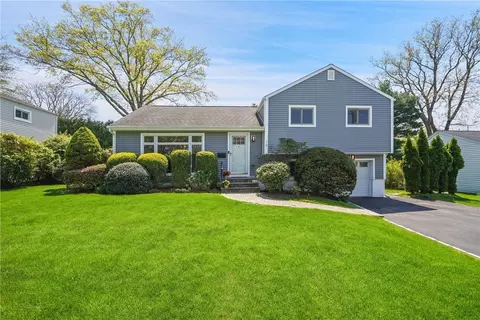 19 Arden Dr, Greenburgh, NY 10530