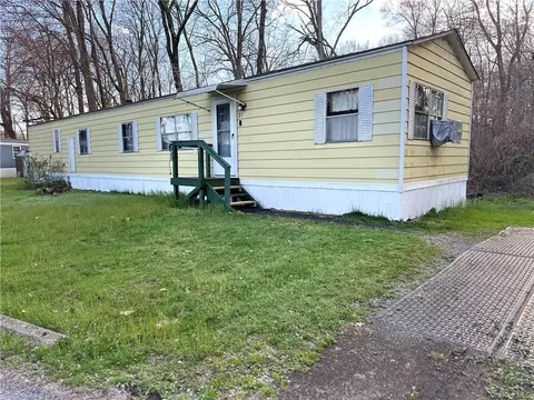 79 E Dorsey Ln #LOT 31, Poughkeepsie, NY 12601