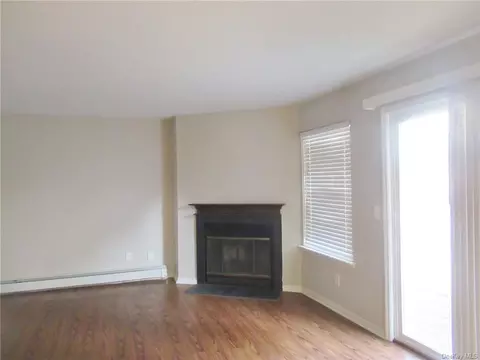 8 Lexington Hl #3, Monroe, NY 10926