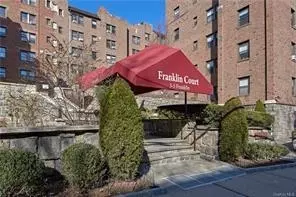 3 Franklin Ave #6L, White Plains, NY 10601