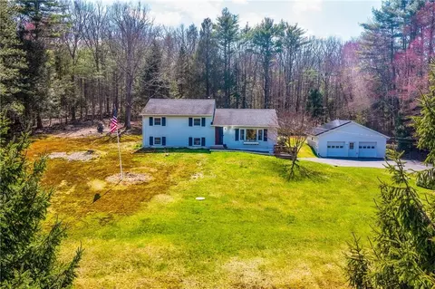 112 Proctor Rd, Highland, NY 12732