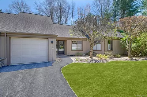 368 Heritage Hls #B, Somers, NY 10589