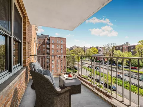 2601 Henry Hudson Pkwy #6C, Bronx, NY 10463