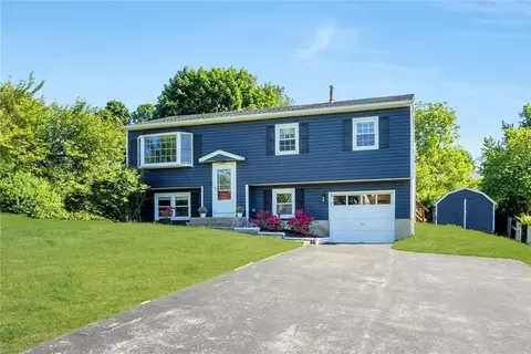 8 Oxford Ln, Harriman, NY 10926