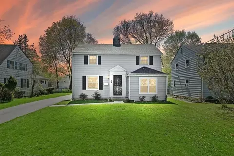 28 Stratton Ave, Wallkill, NY 10940