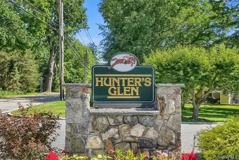 1301 Nutmeg Dr, Carmel Hamlet, NY 10512