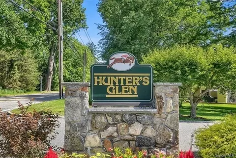 1301 Nutmeg Dr, Carmel Hamlet, NY 10512