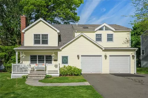 22 Overlook Rd, Greenburgh, NY 10502