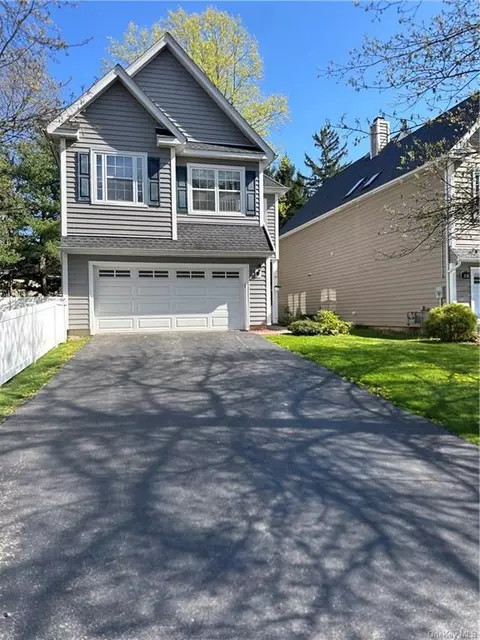179 Benefield Blvd, Peekskill, NY 10566