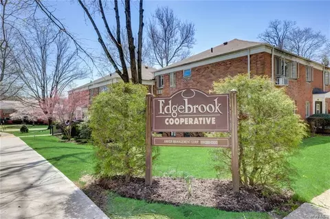 44 Lawrence Dr #D, Greenburgh, NY 10603