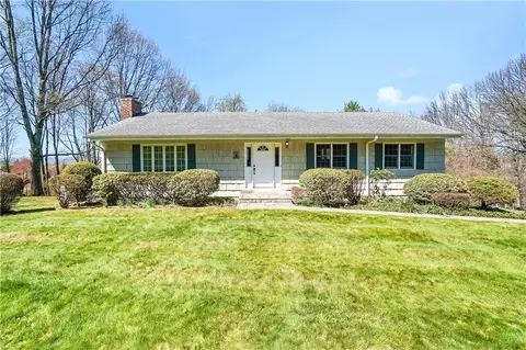 1691 Morningview Dr, Yorktown, NY 10598