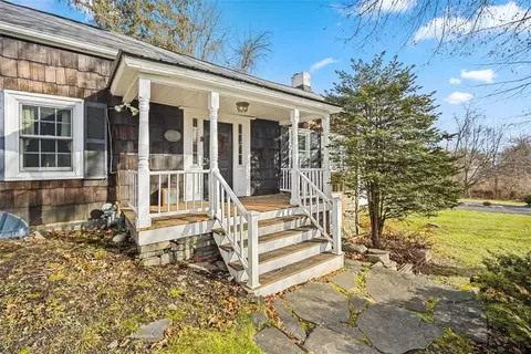 176 Meadow Hill Rd, Newburgh, NY 12550