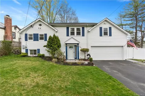 317 Center Dr, Mahopac, NY 10541
