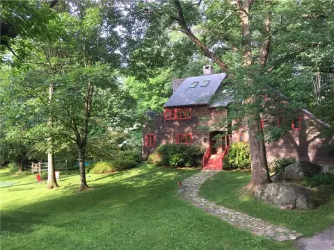 111 Black Brook Rd, Pound Ridge, NY 10576