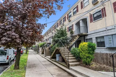 826 Leland Ave #16C, New York, NY 10473