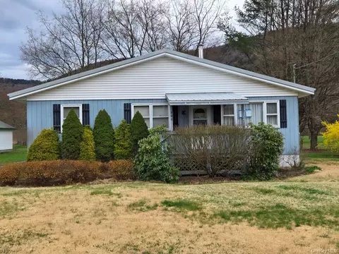 200 Rockland Rd, Rockland, NY 12776
