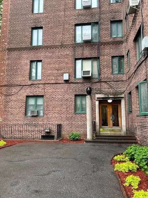34 Metropolitan Oval #7C, New York, NY 10462