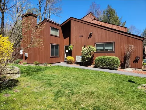 12 Cedar Park #12, Thompson, NY 12701