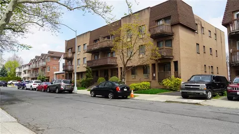 36-21 193 St #2E, New York, NY 11358