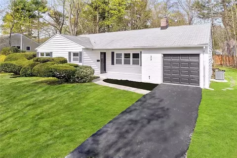 33 Matthes Rd, Briarcliff Manor, NY 10510