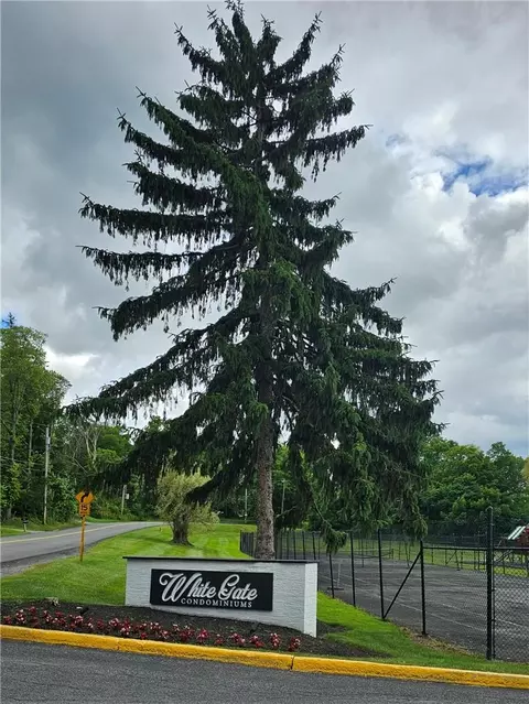 11 White Gate Rd #P, Wappinger, NY 12590