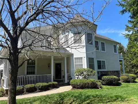 8 Pinehurst Ct, Cortlandt, NY 10567