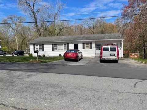 125 Overhill Rd, Wallkill, NY 10940