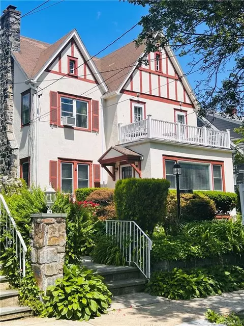 72 Sycamore Ave, Mount Vernon, NY 10553
