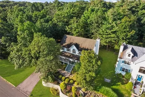7 Mount Ridge Ct, Monroe, NY 10950
