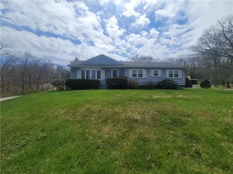 351 Old Plank Rd, Pine Bush, NY 12566